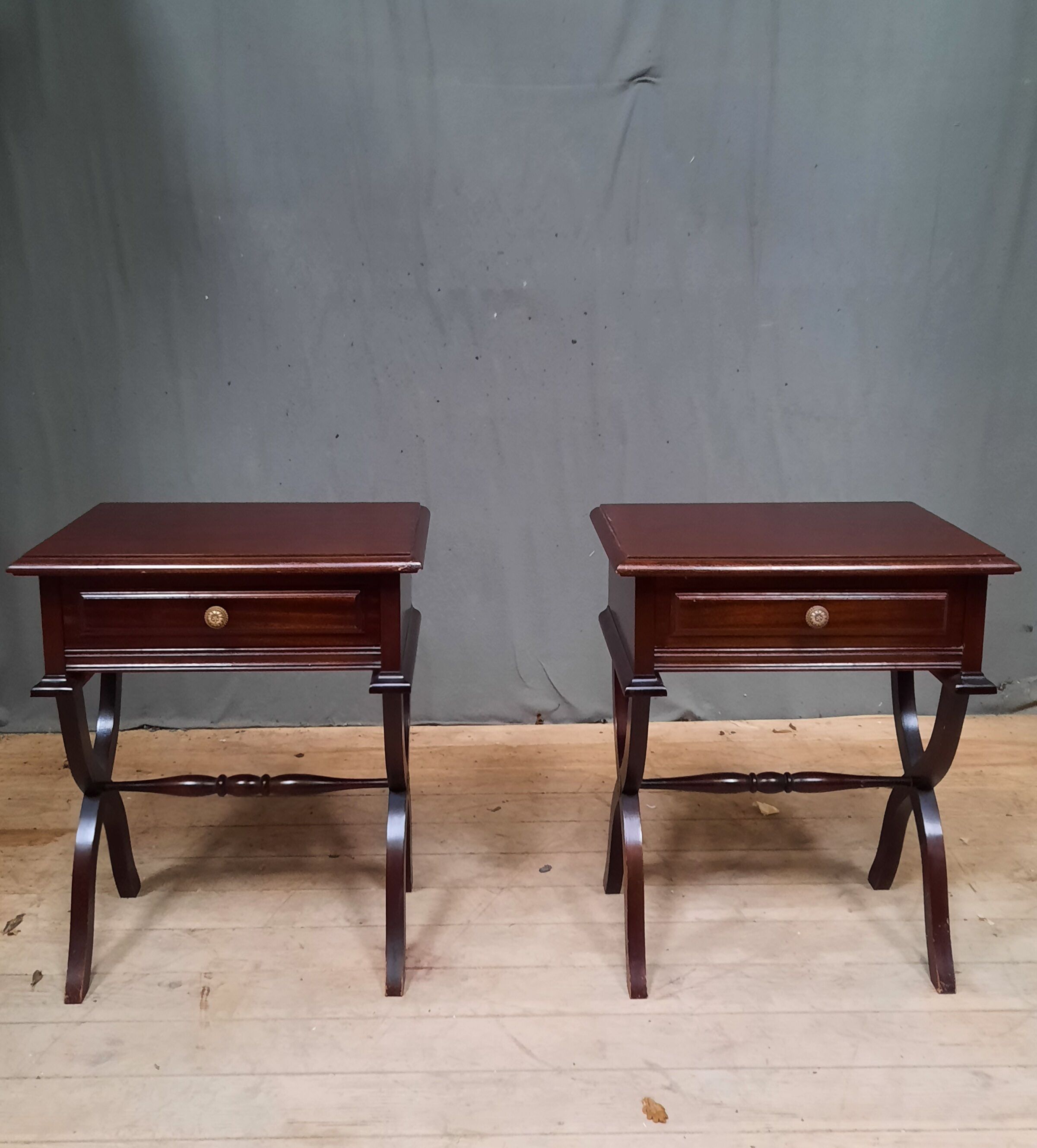 Pair of mahogany bedsides base X