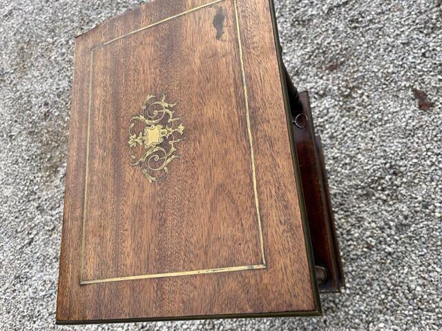 Walnut stand shelf and marquetry with mirror