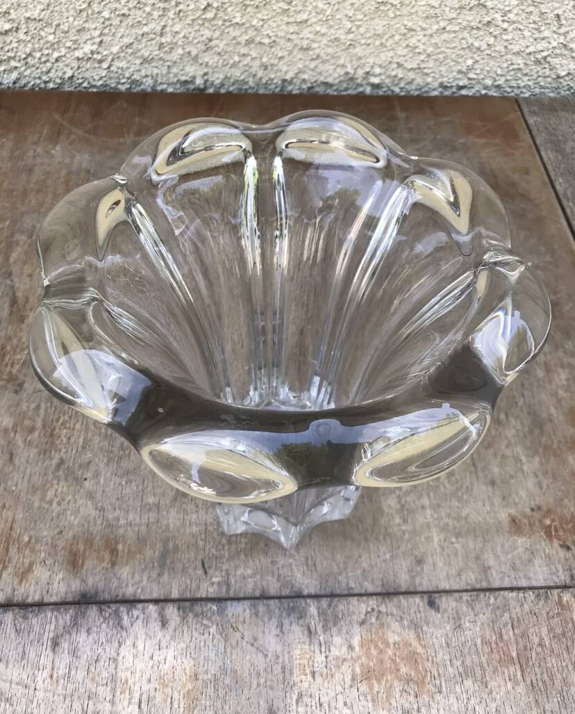Vintage 1970s Crystal Molded Flower Vase