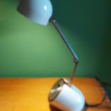 Well-lite vintage lamp