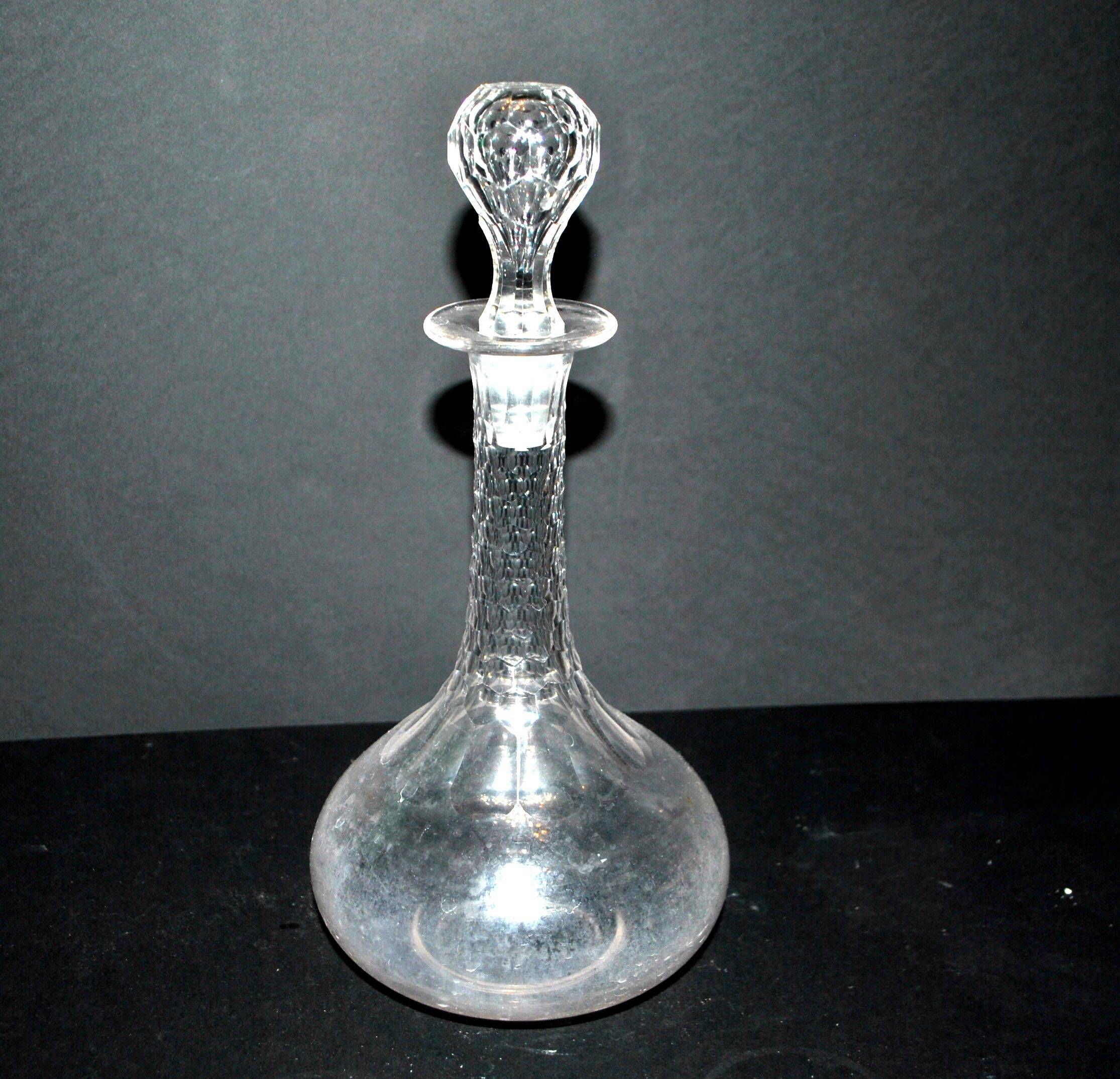 Baccarat tortoiseshell cut crystal carafe H29cm