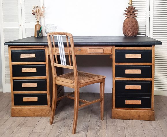 Vintage drawer desk redesigned
