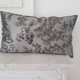 Housse de coussin en soie