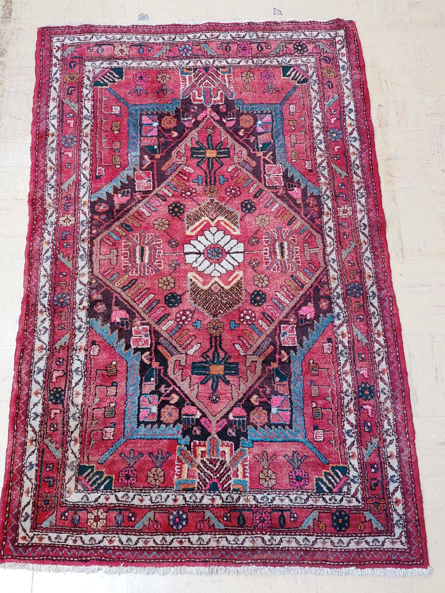 Antique Persian thick wool rug hand knotted 140 x 224 cm