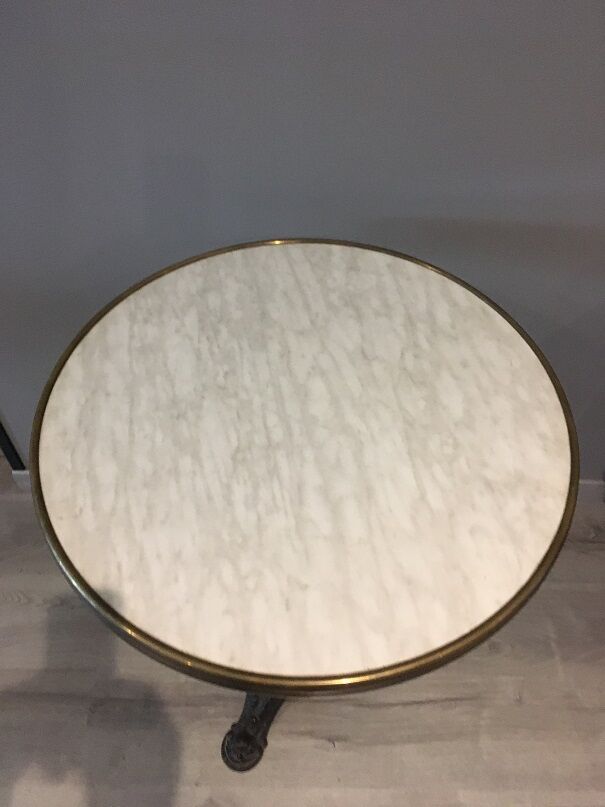 Bistro table called "parisian"