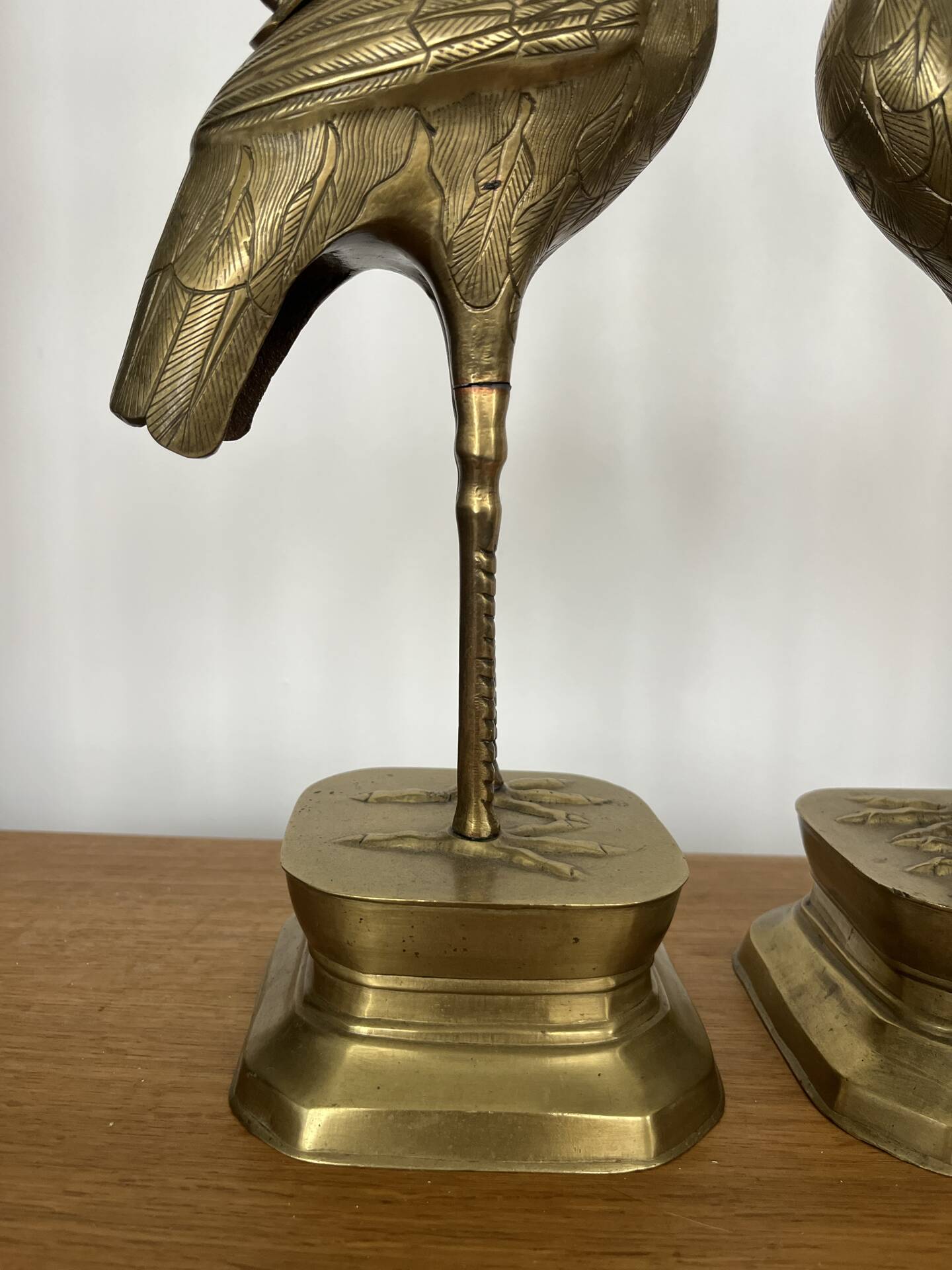 Paire de grands bougeoirs « Hérons » laiton  H45cm