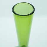 Vase en verre vert scandinave