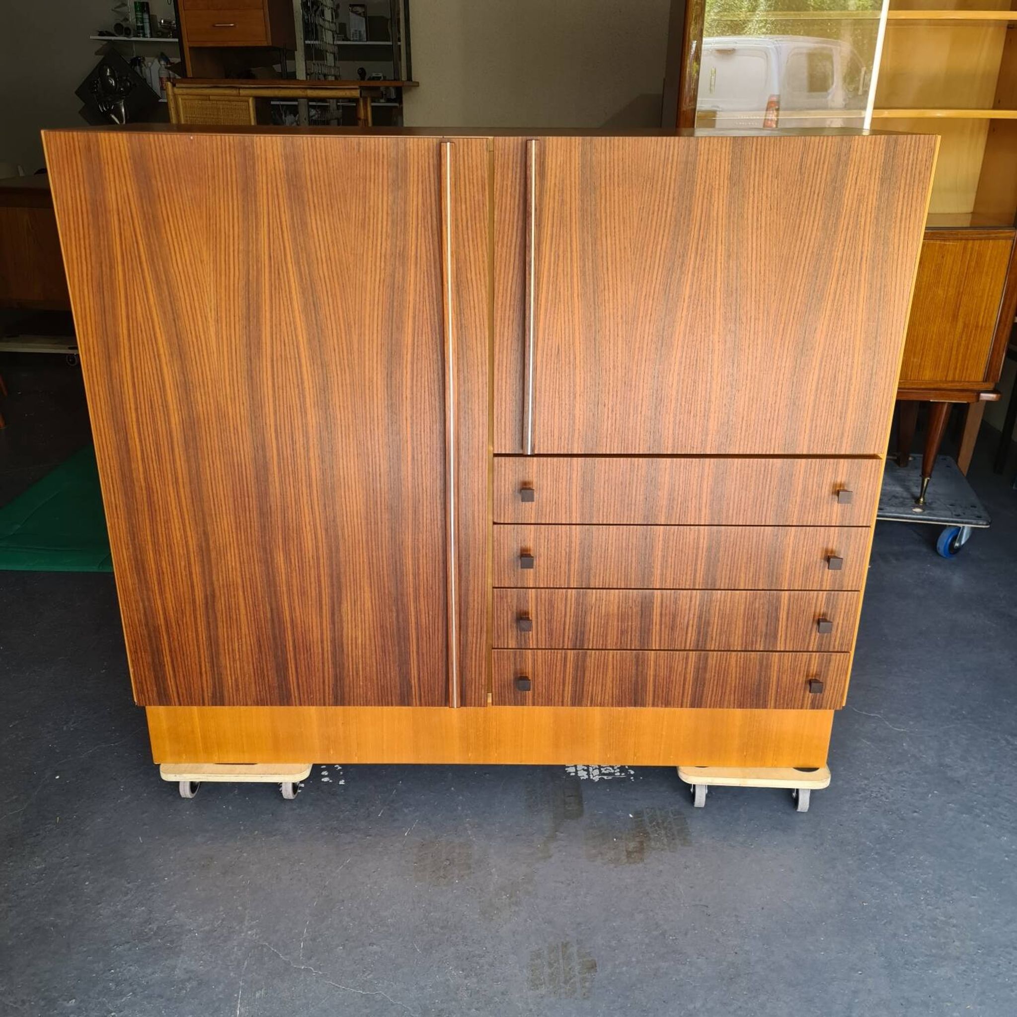 Meuble de rangement teck, buffet Luigi Bartolini 1960