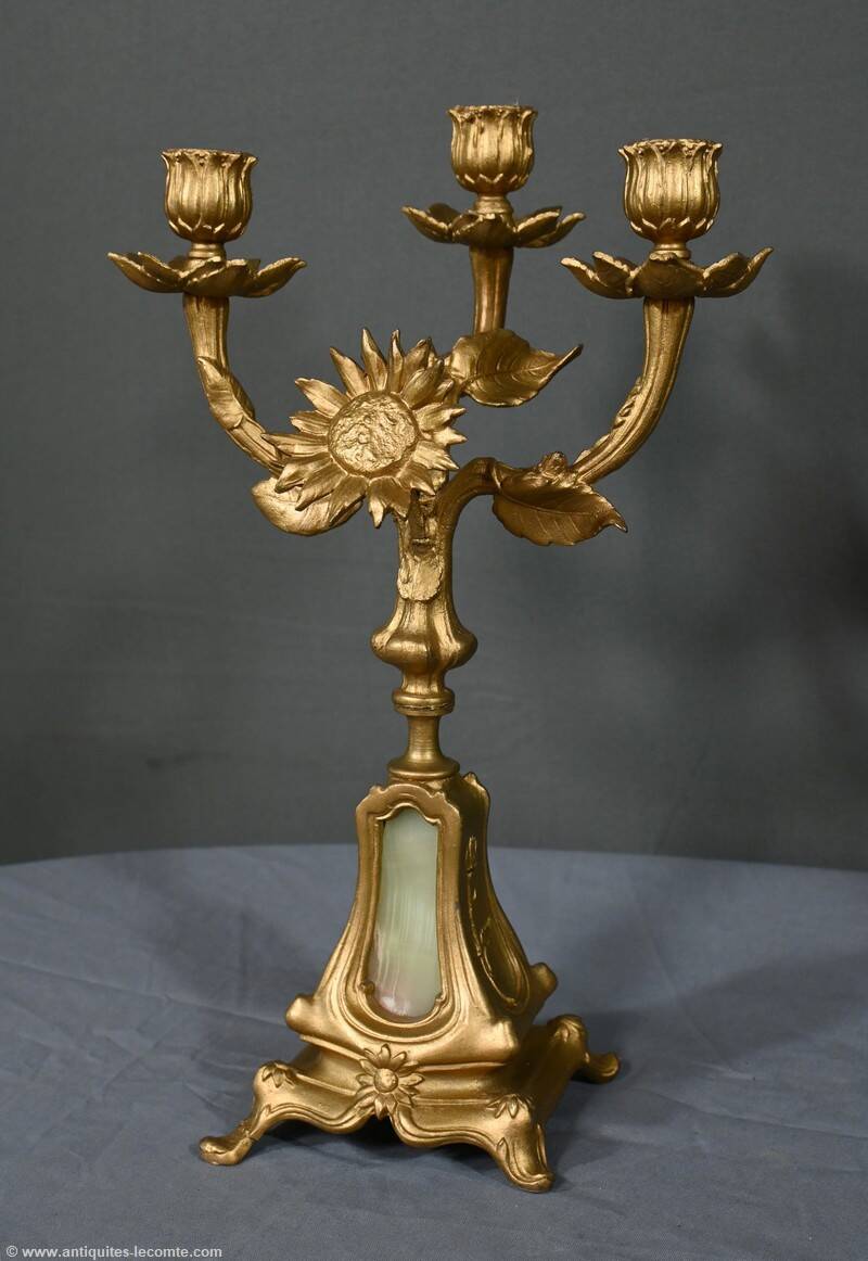 Pair of candelabra in gilded spelter and onyx – 1940