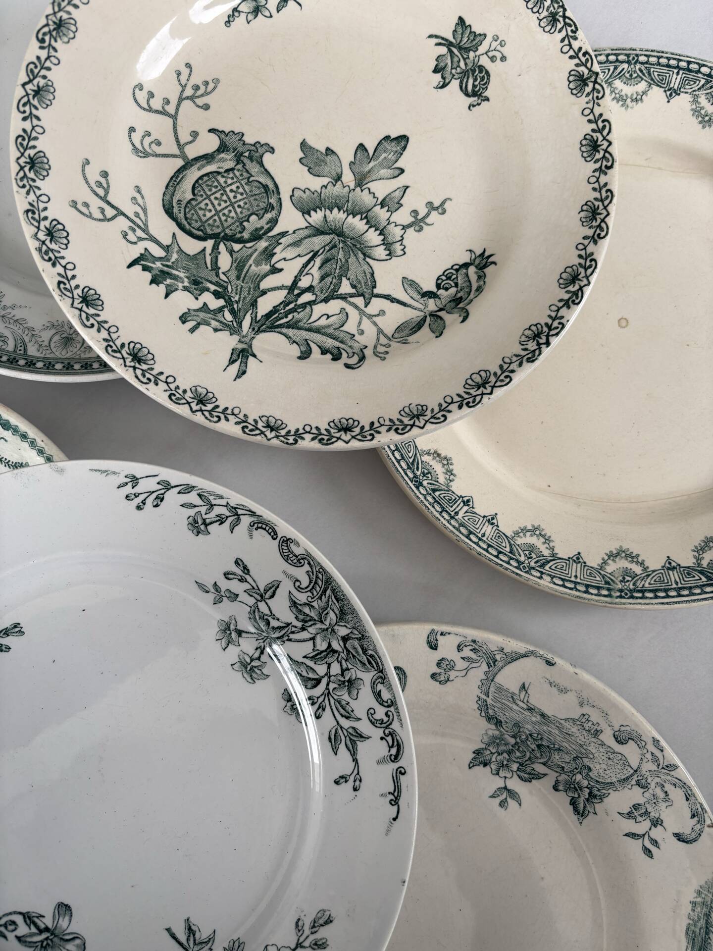 Compositions 6 green ironstone plates - Sarreguemines earthenware