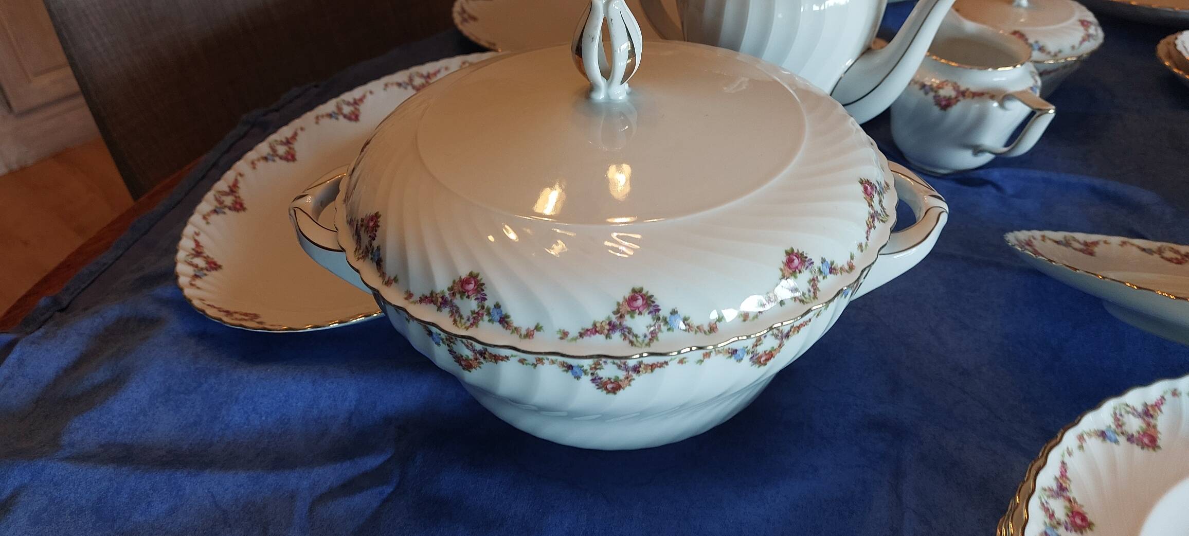 complete porcelain service table Royal Tattau Bavaria