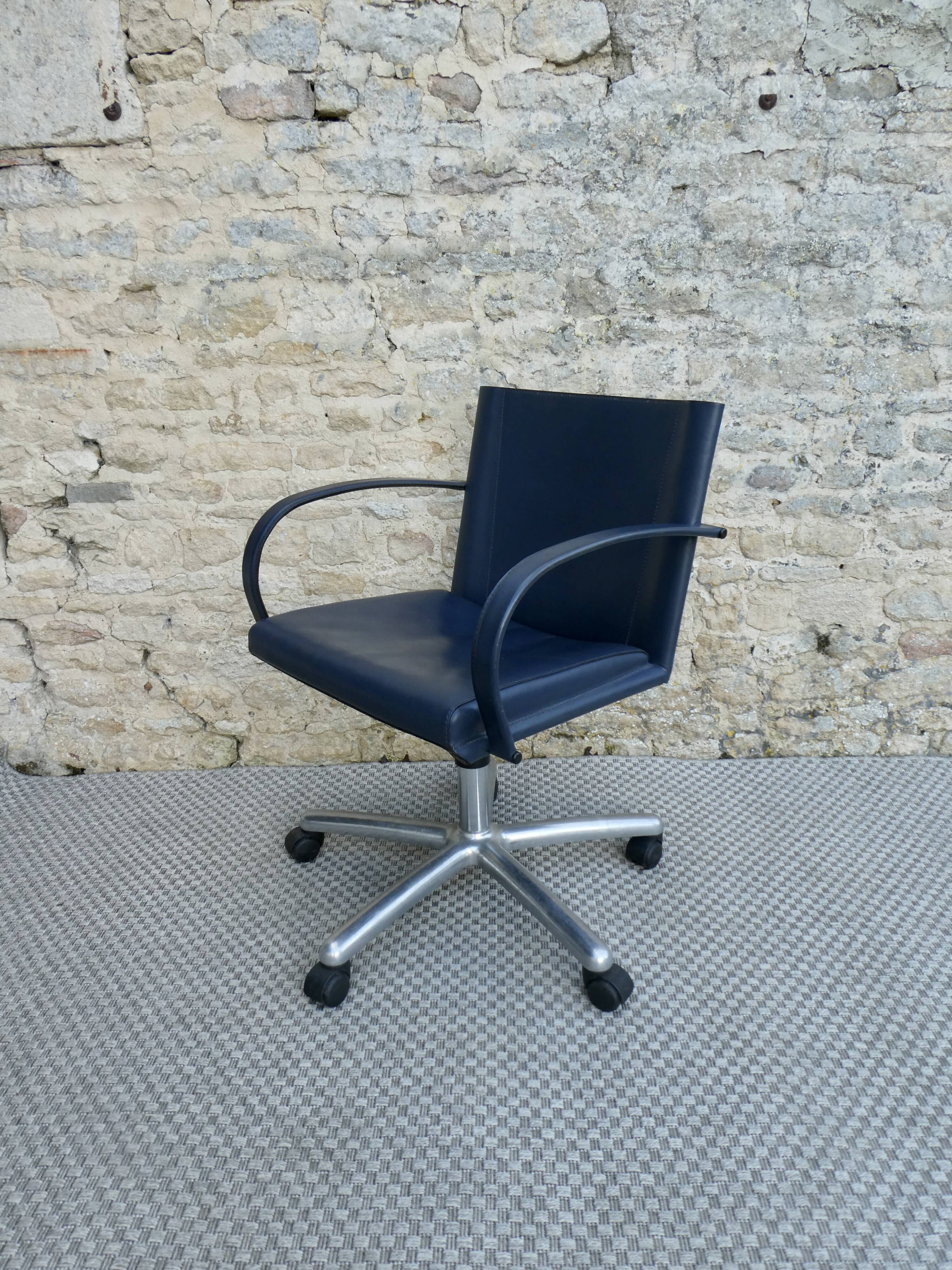 Office chair by Carlo Bartoli for Matteo Grassi in leather.