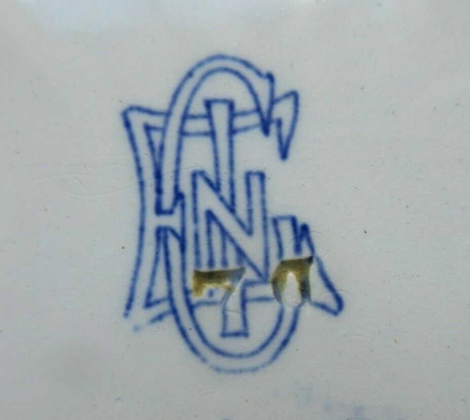Gien art nouveau plate, blue décor, night animals