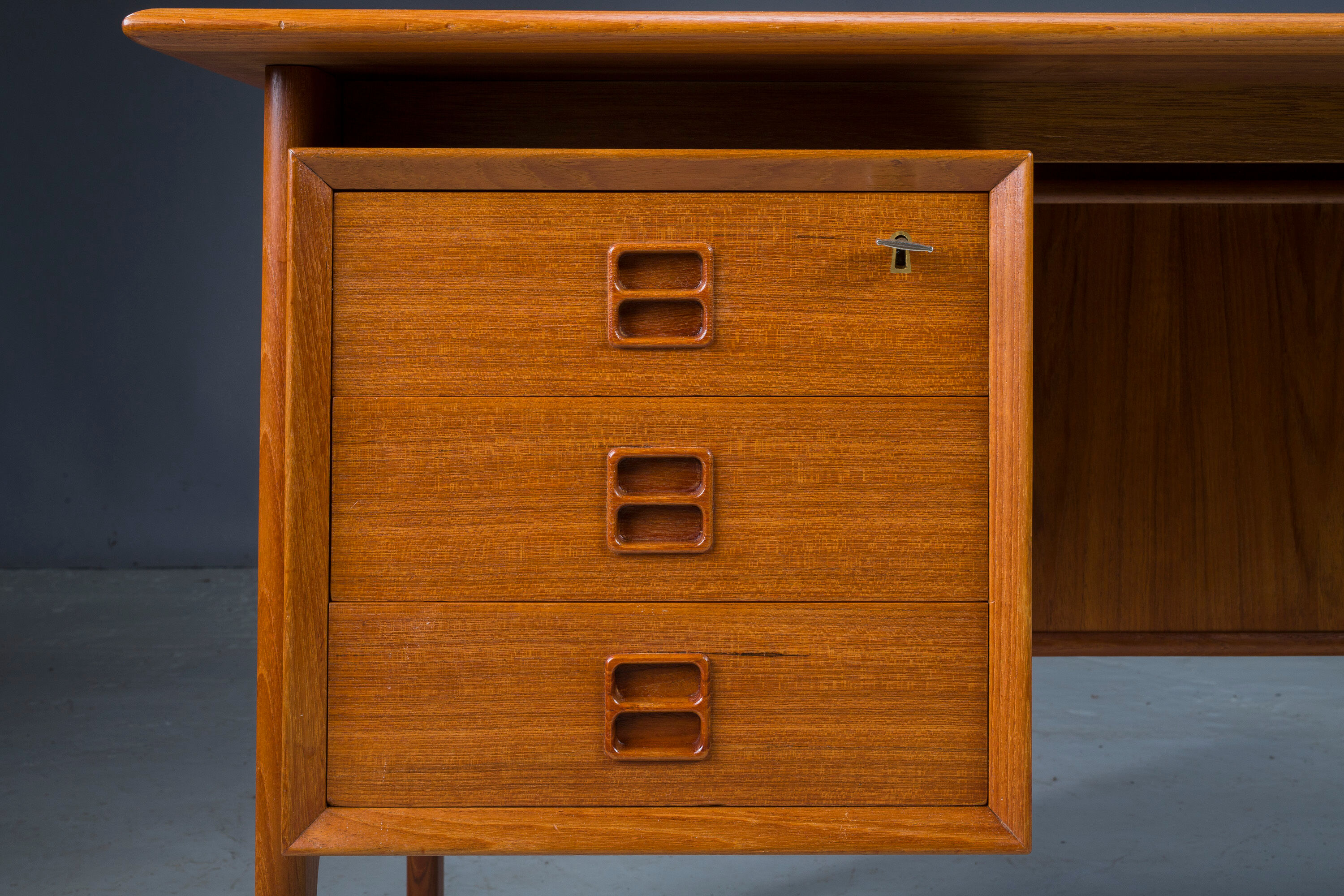 Double-Sided Teak Desk to Arne Vodder from Brouer Møbelfabrik, Denmark, 1960s