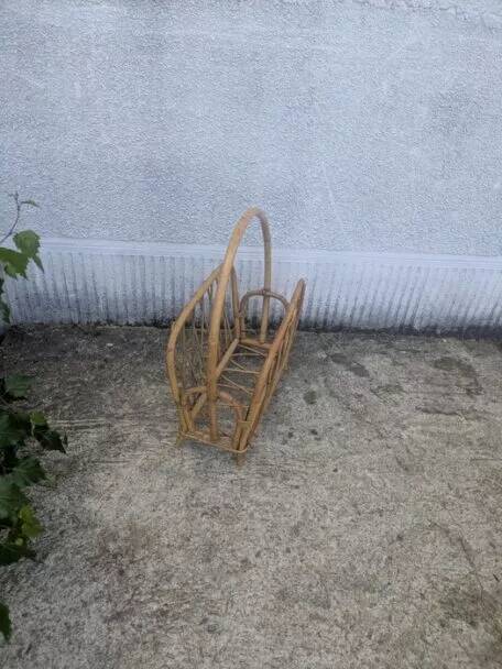 Bamboo magazine rack