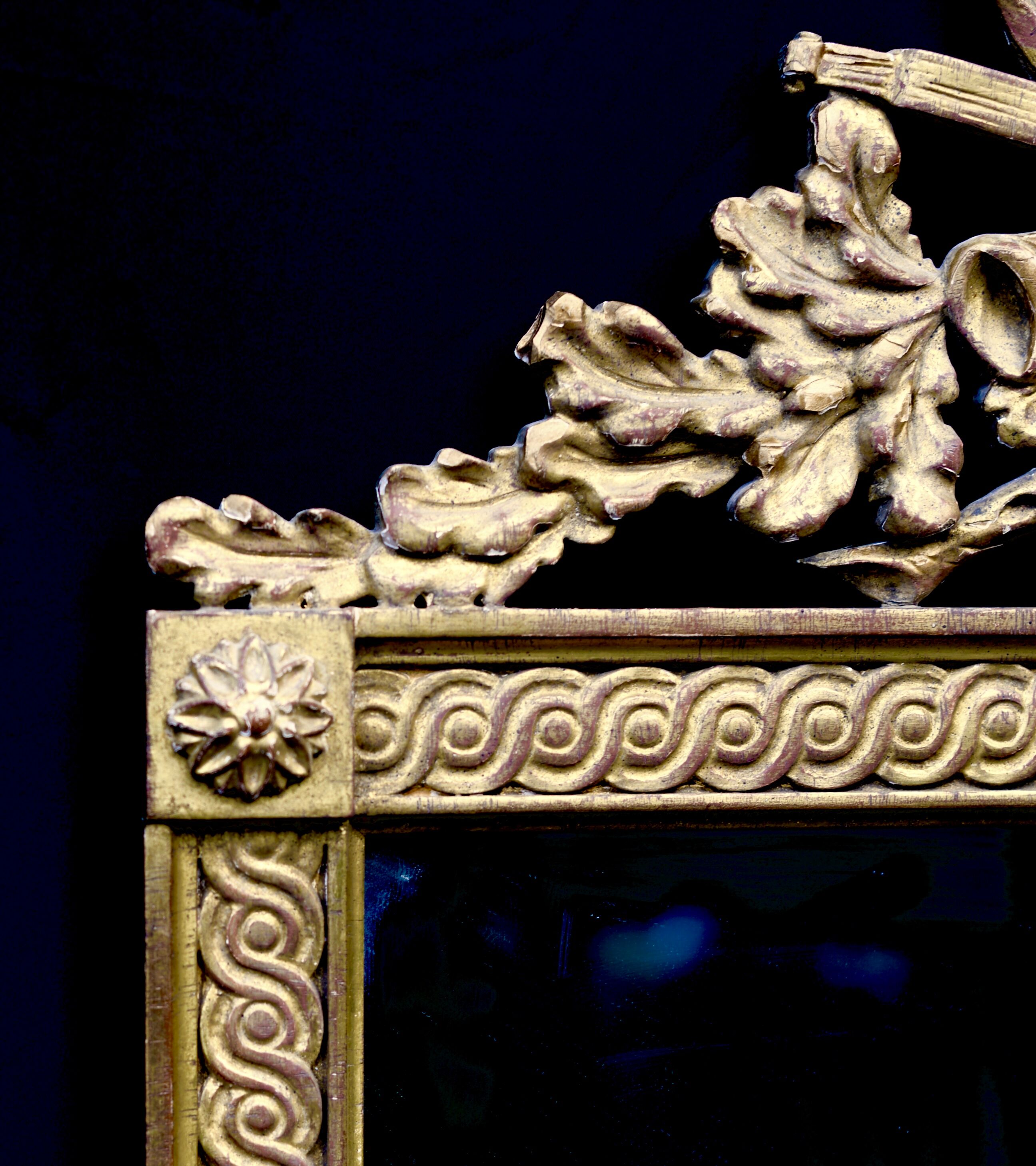 Louis XVI ice, Gilded and carved wood, Pediment with Musical Instruments