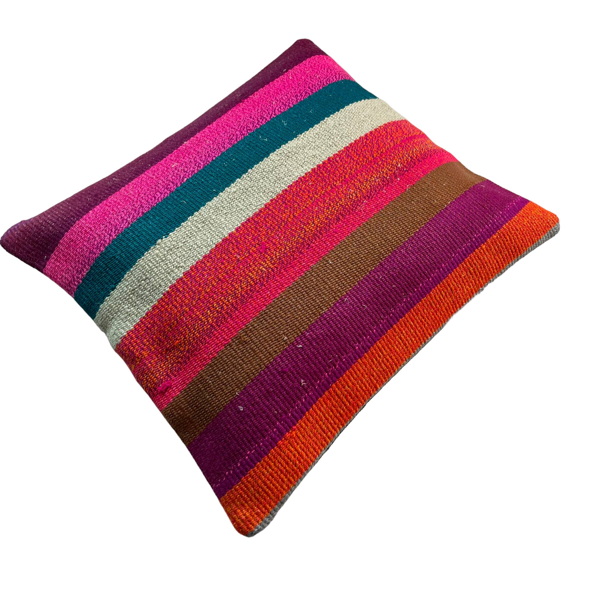 Vintage turkish kilim cushion cover , 40 x 40 cm