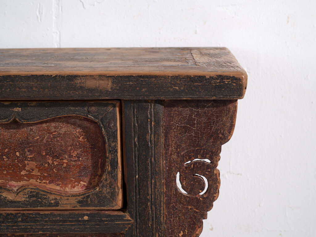 Antique pine console with multi-layer patina – China, circa 1930