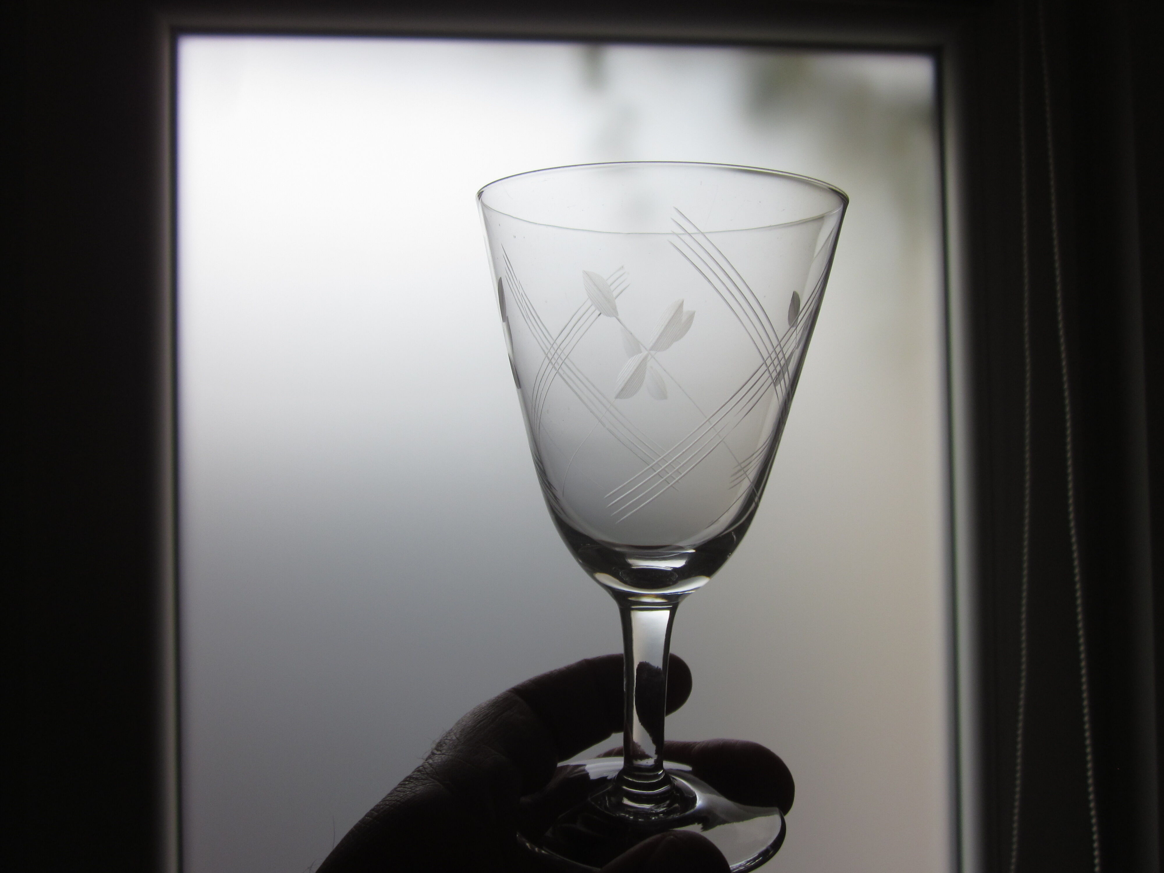 Set of 10 glasses of wine, 50s