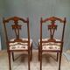 Paire de chaise finement sculptée