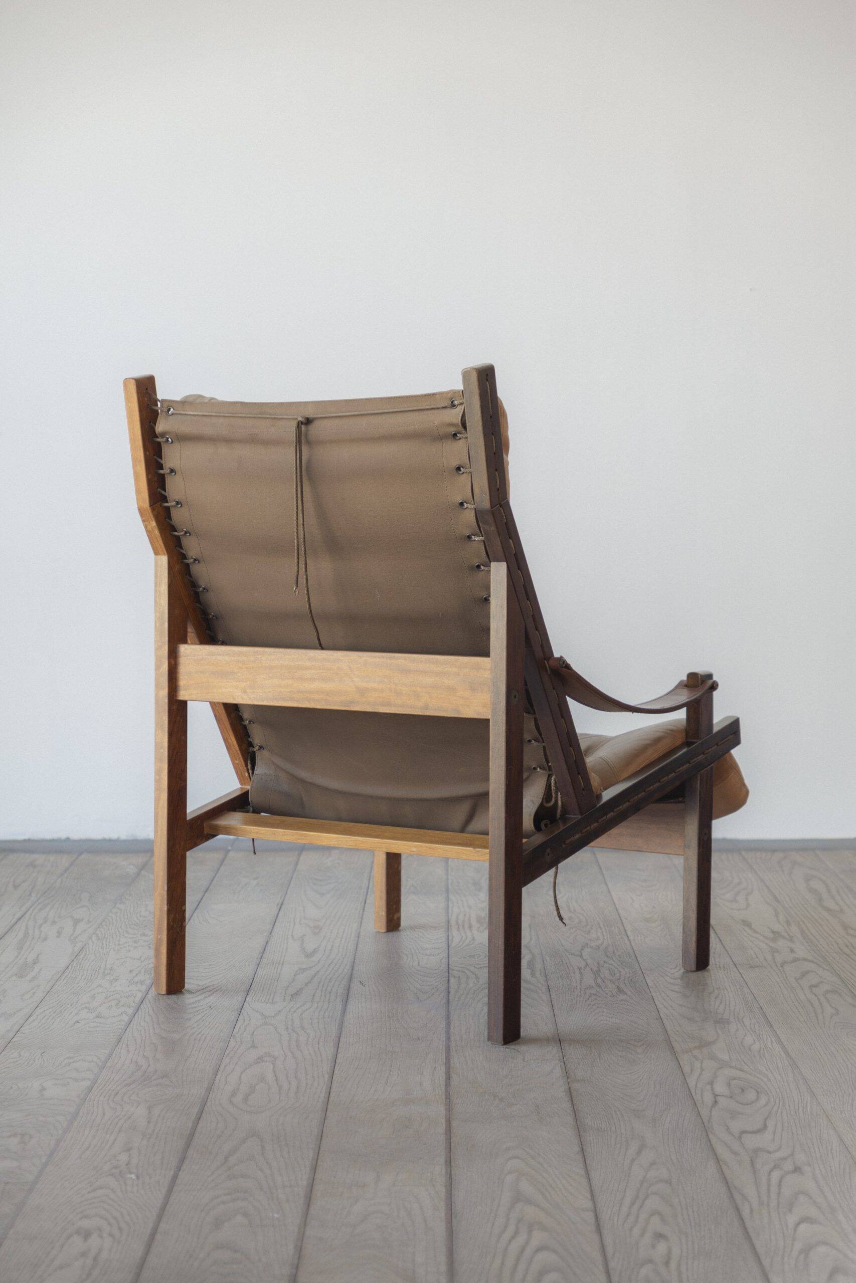 Torbjørn Afdal, Hunter lounge chair with footrest