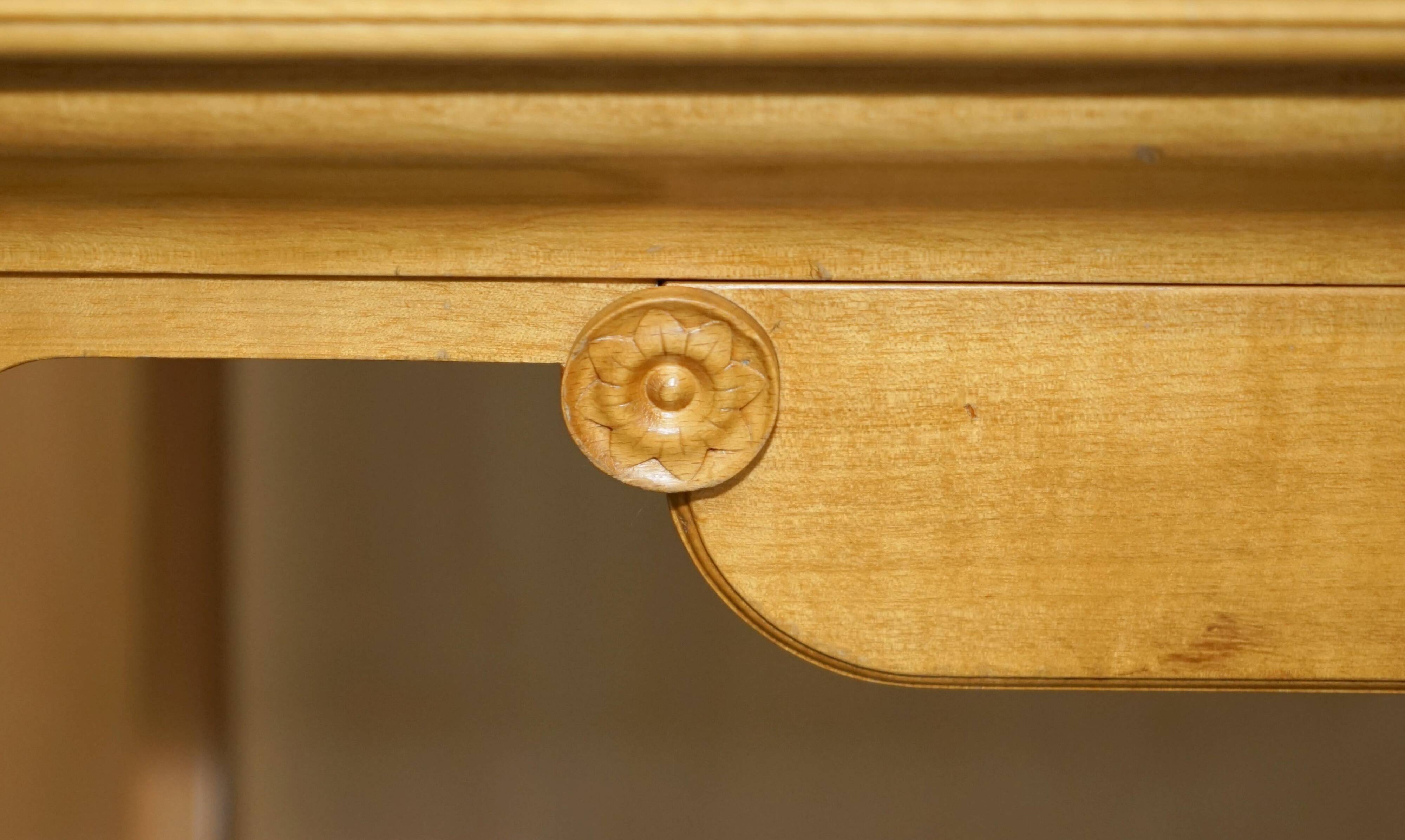 Bureau Art Nouveau attribué à Carlo Zen 1902 en érable moucheté