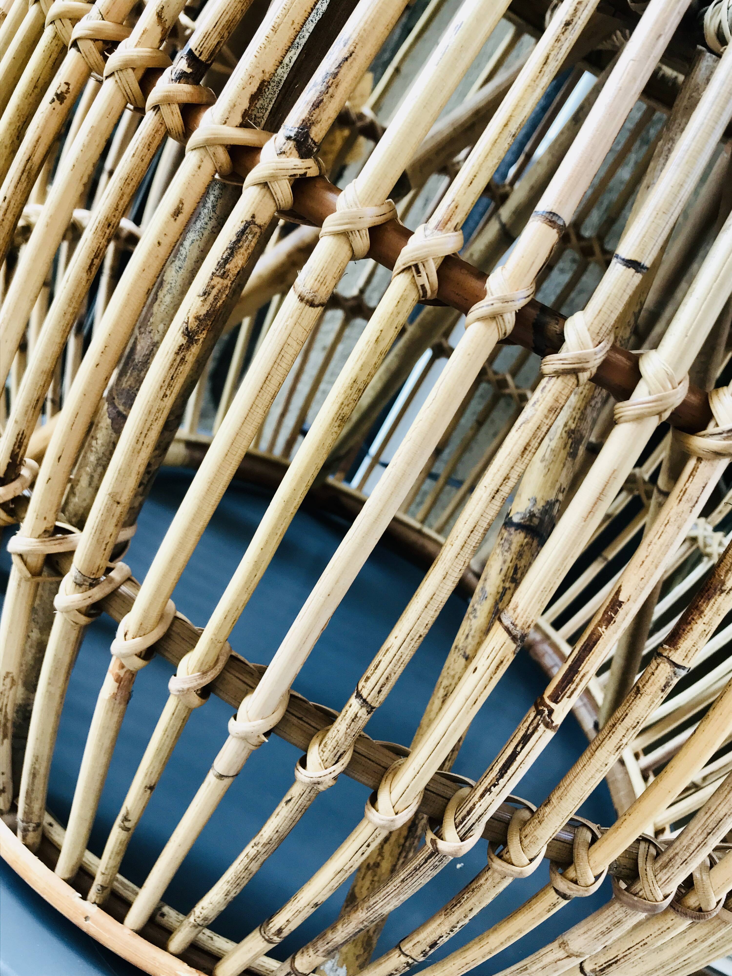 Round rattan coffee table