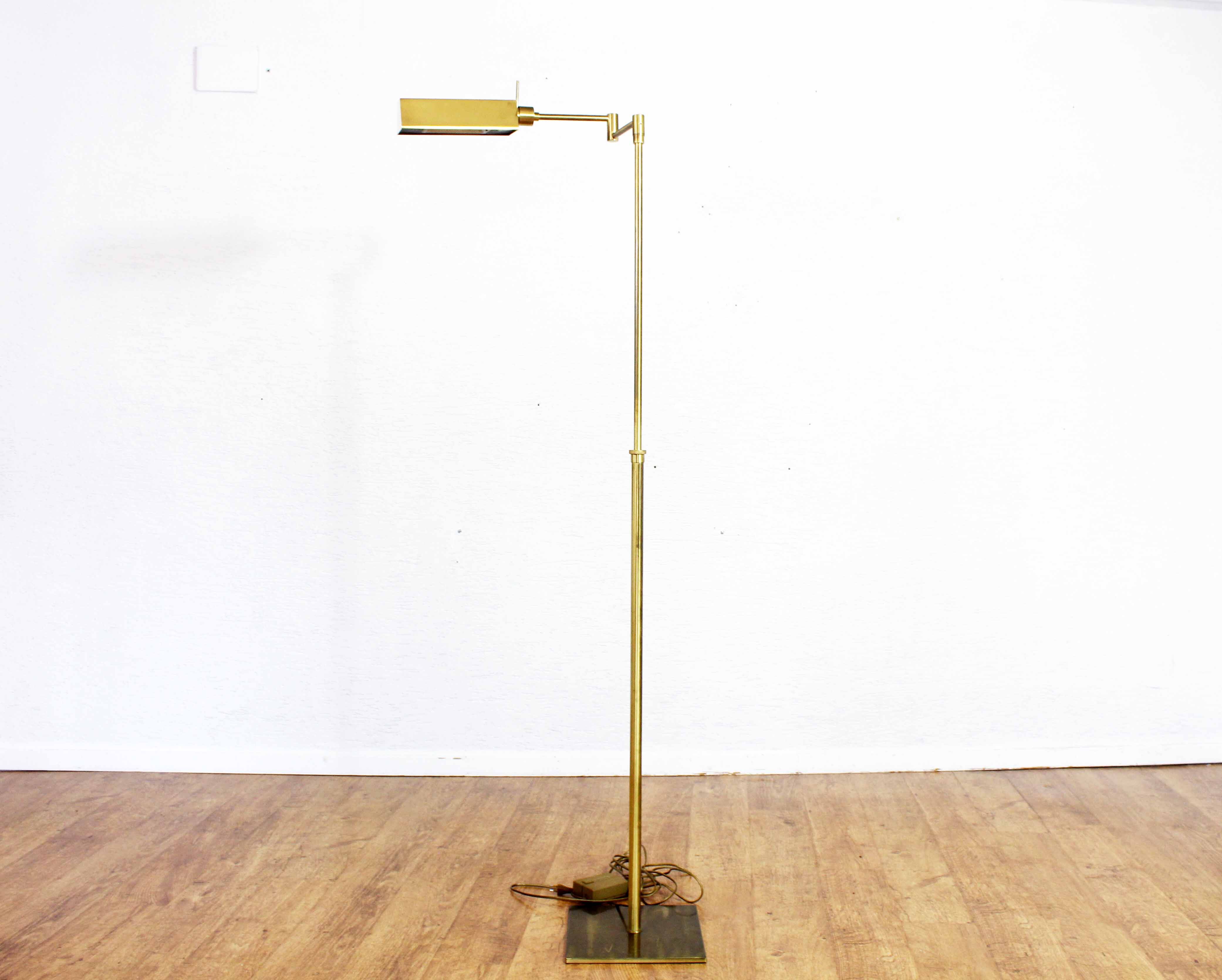 LEMAG brass e-reader floor lamp