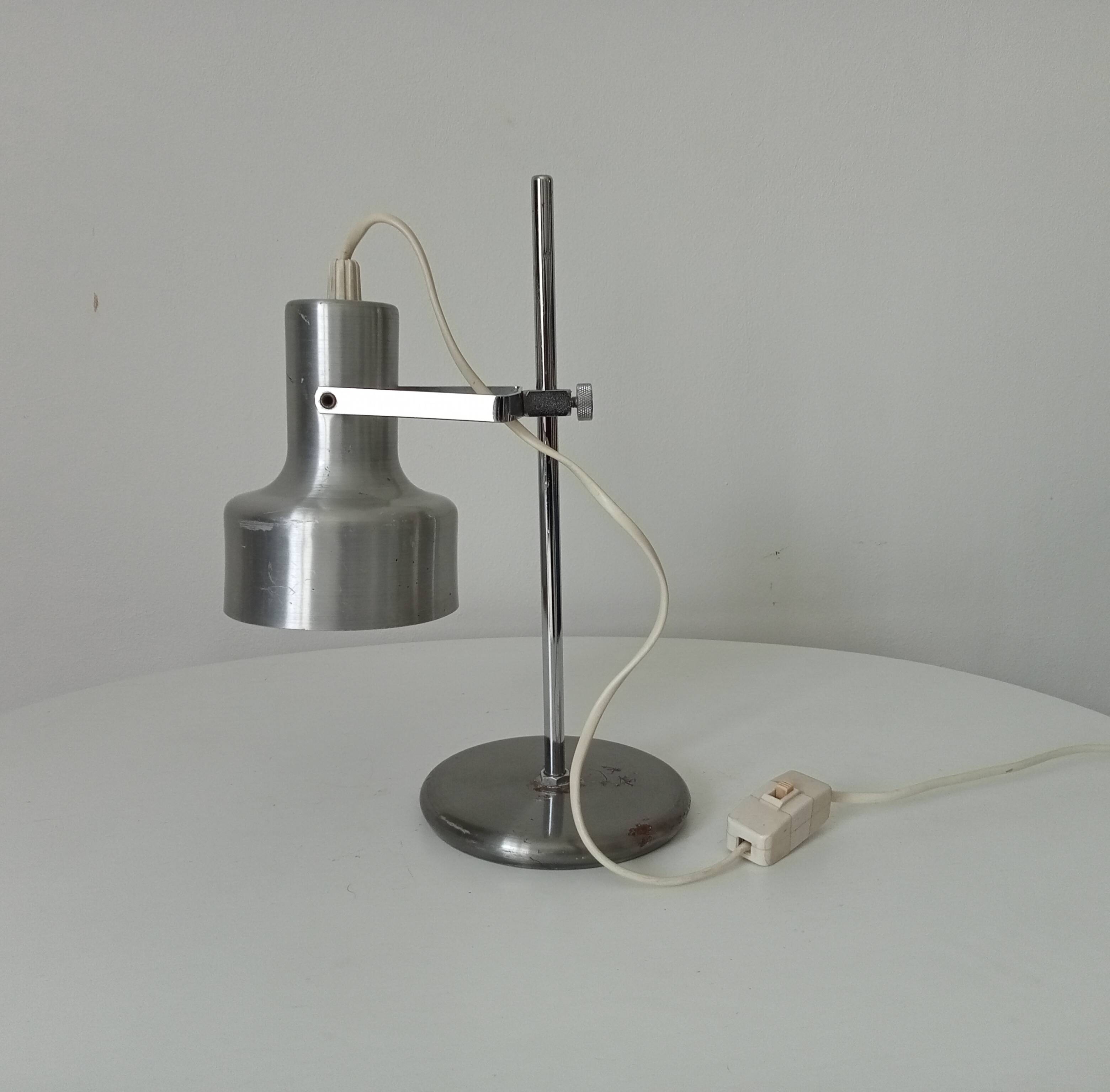 Vintage 70s articulated desk lamp