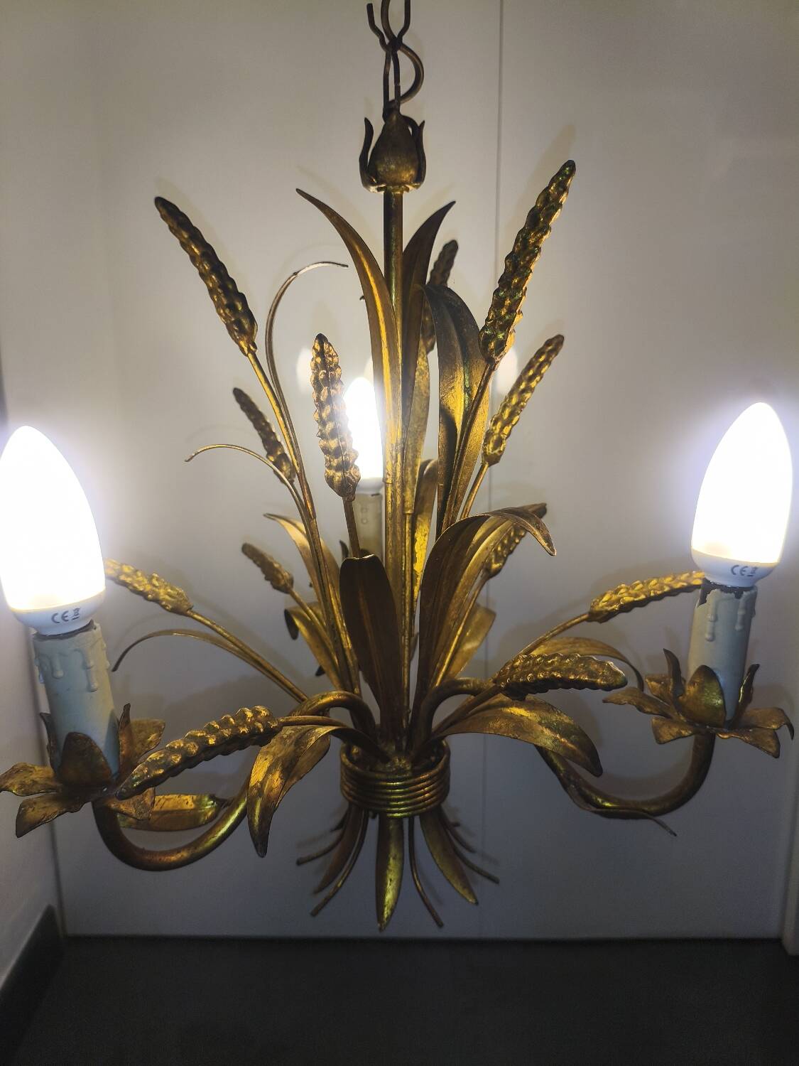 Wheat ear chandelier design by Hans Kogl