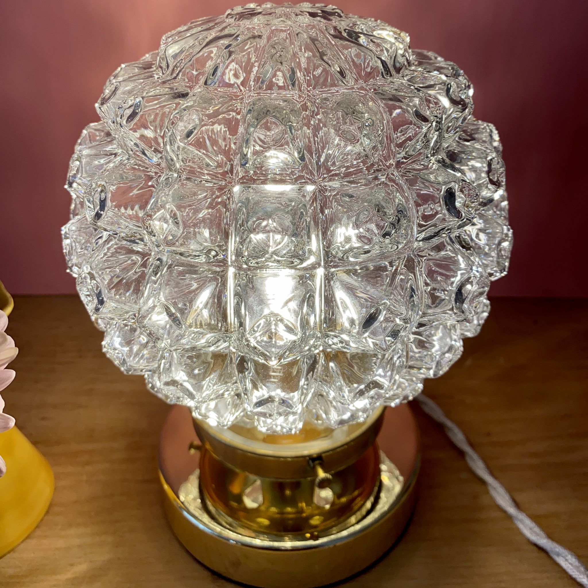 Vintage globe table lamp in molded glass