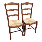 Chaises en bois et paille