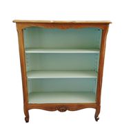 Bibus old wood and sage green