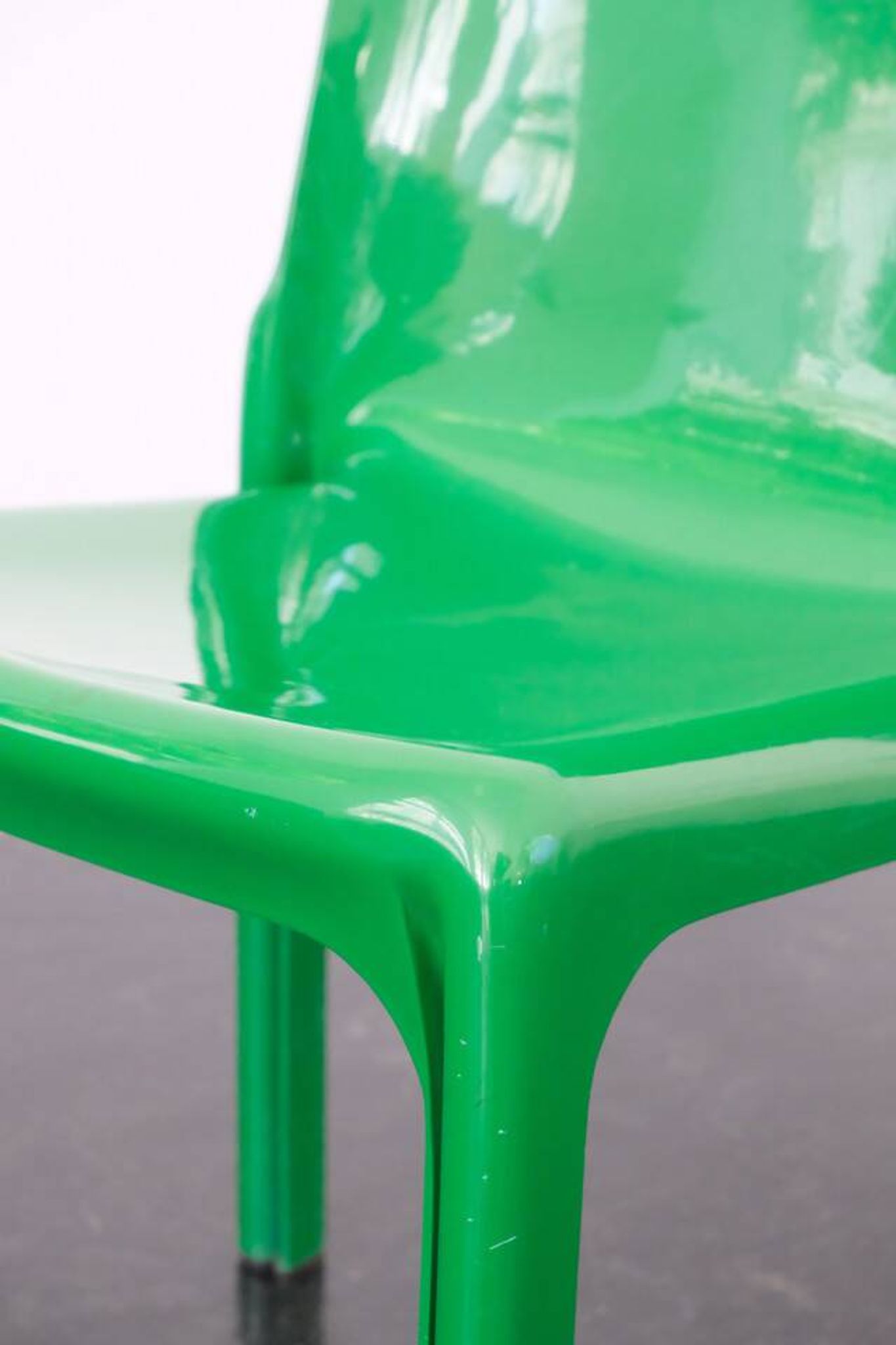Green "Selene" chair by Vico Magistretti / Artemide