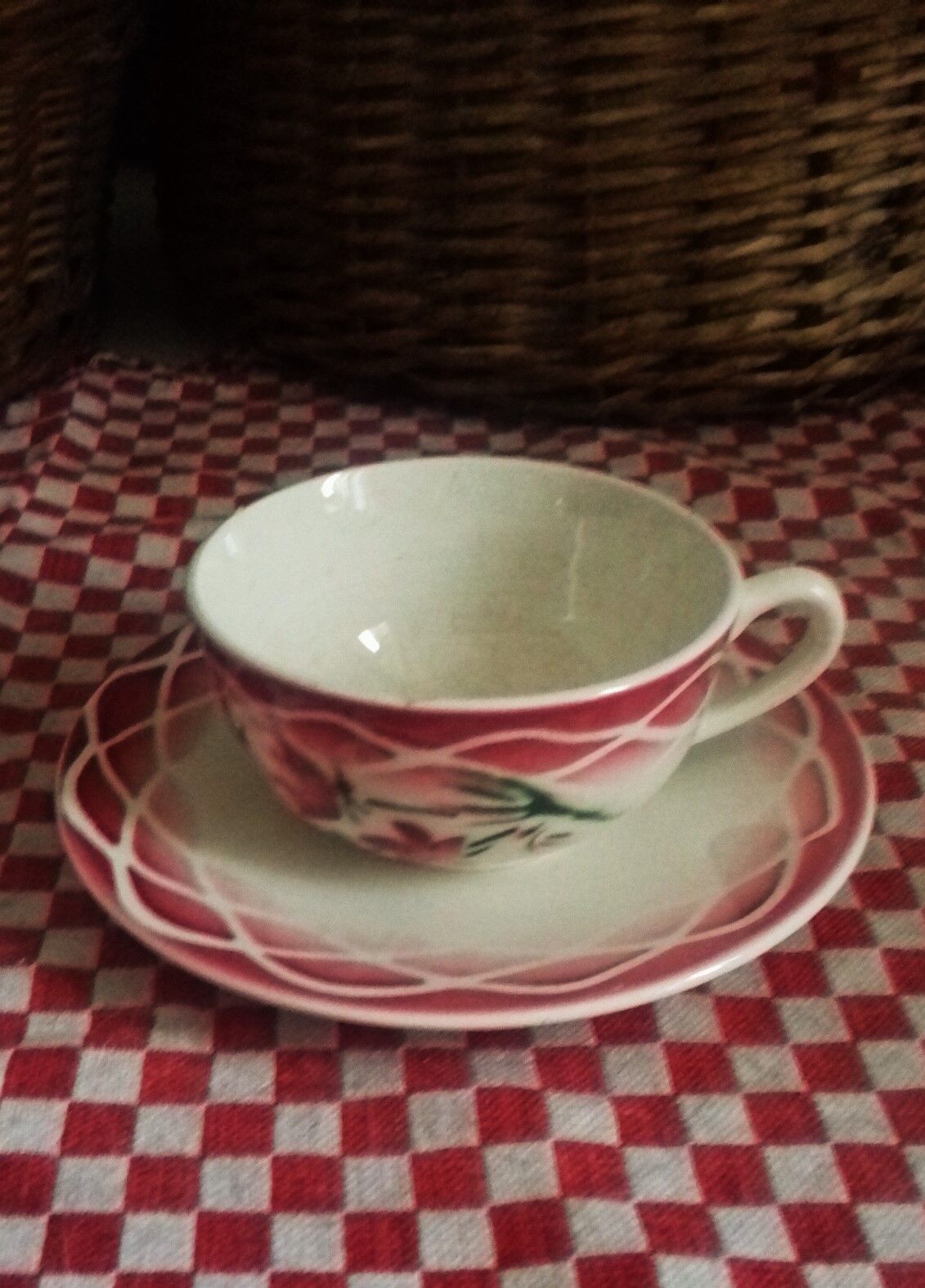 Duo cups and saucers Digoin Sarreguemines, Cannes and Aude model