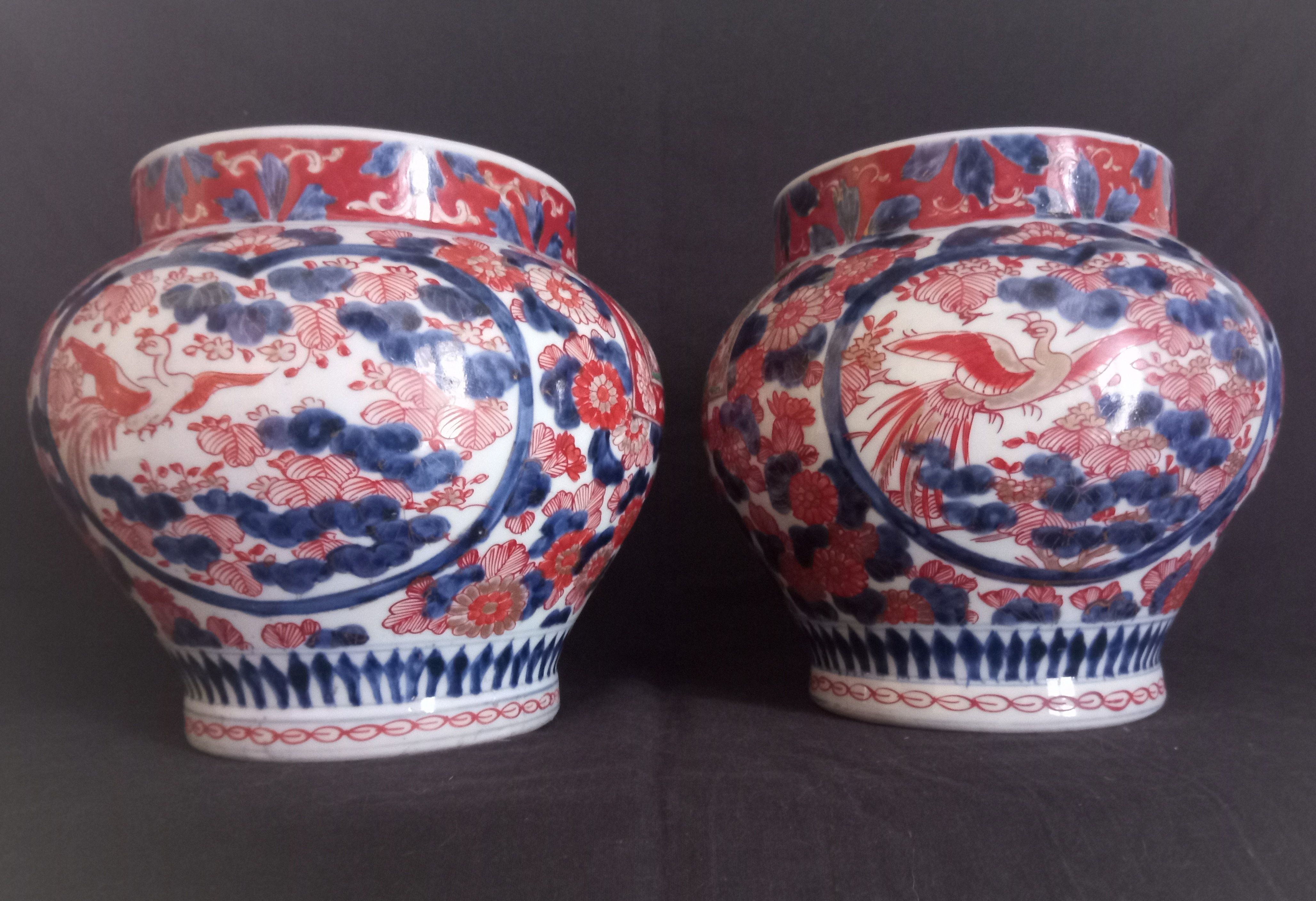Pair of Imari Japan vases late 19th early 20th