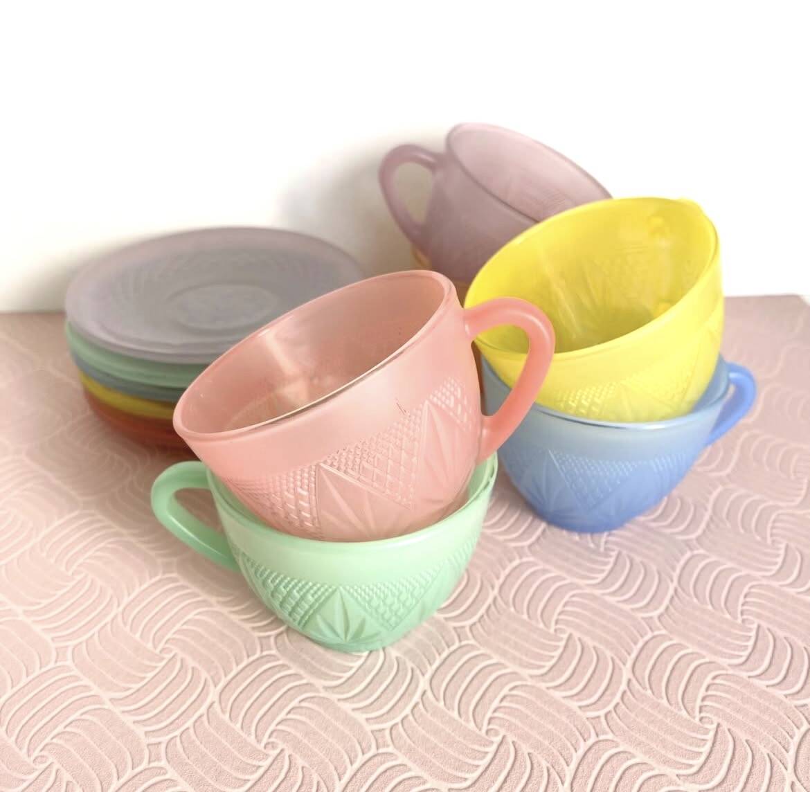 Vintage cup set