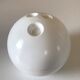 Bac à glaçons boule de bowling blanche design annees 70