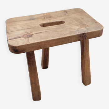 Threeod stool rectangle handle