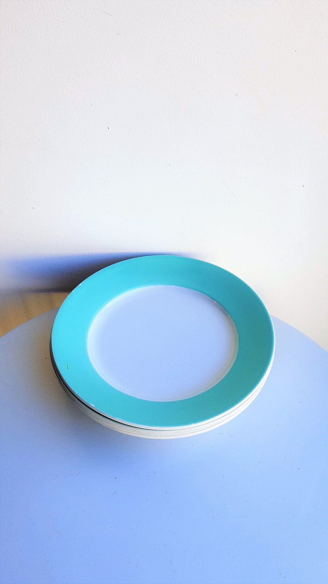 Lot of 4 green and white plates