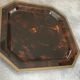 Tray in lucite imitation tortoiseshell and hexagonal brass strap