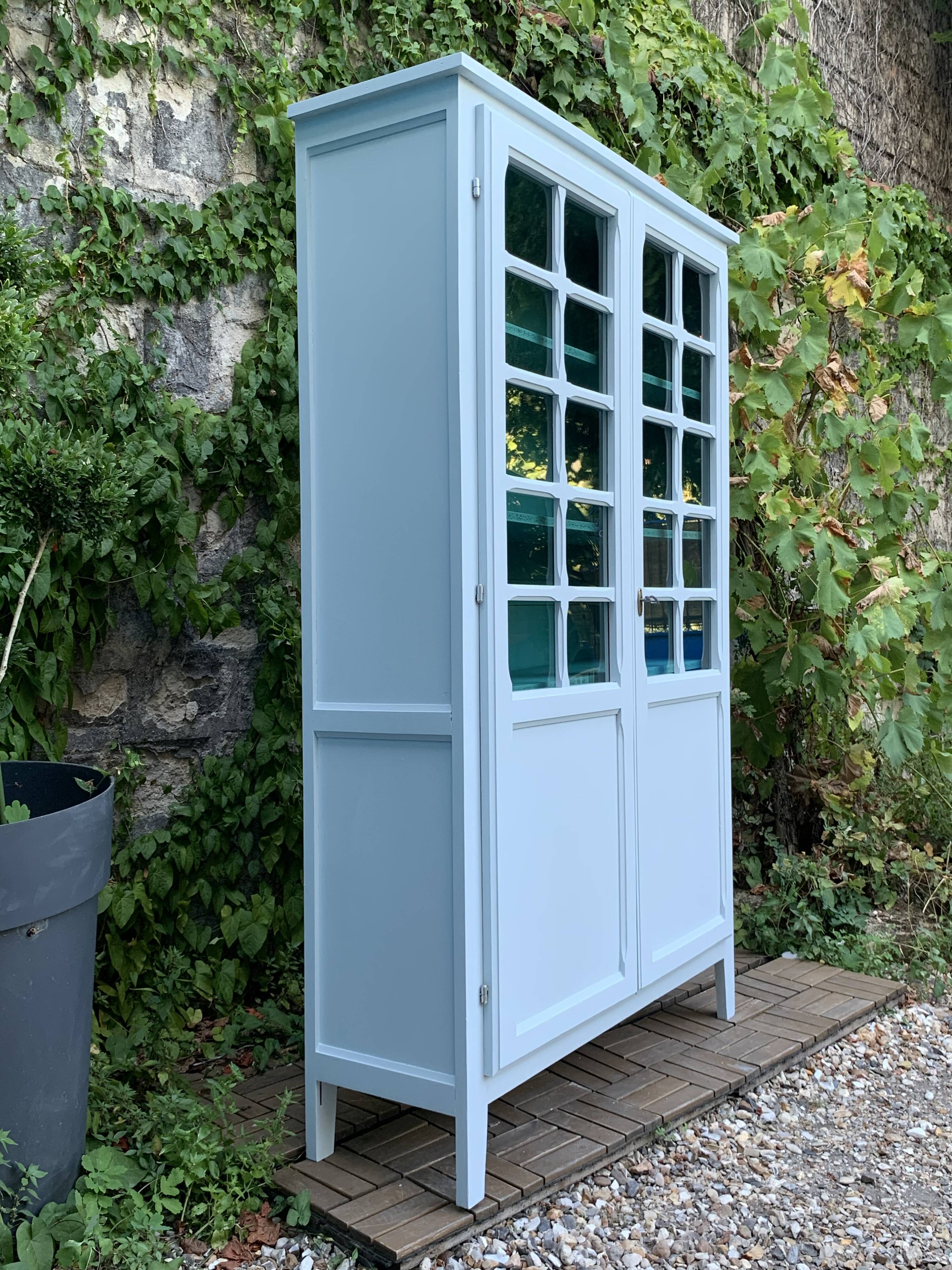 Vintage 1960s Parisian glass cabinet
