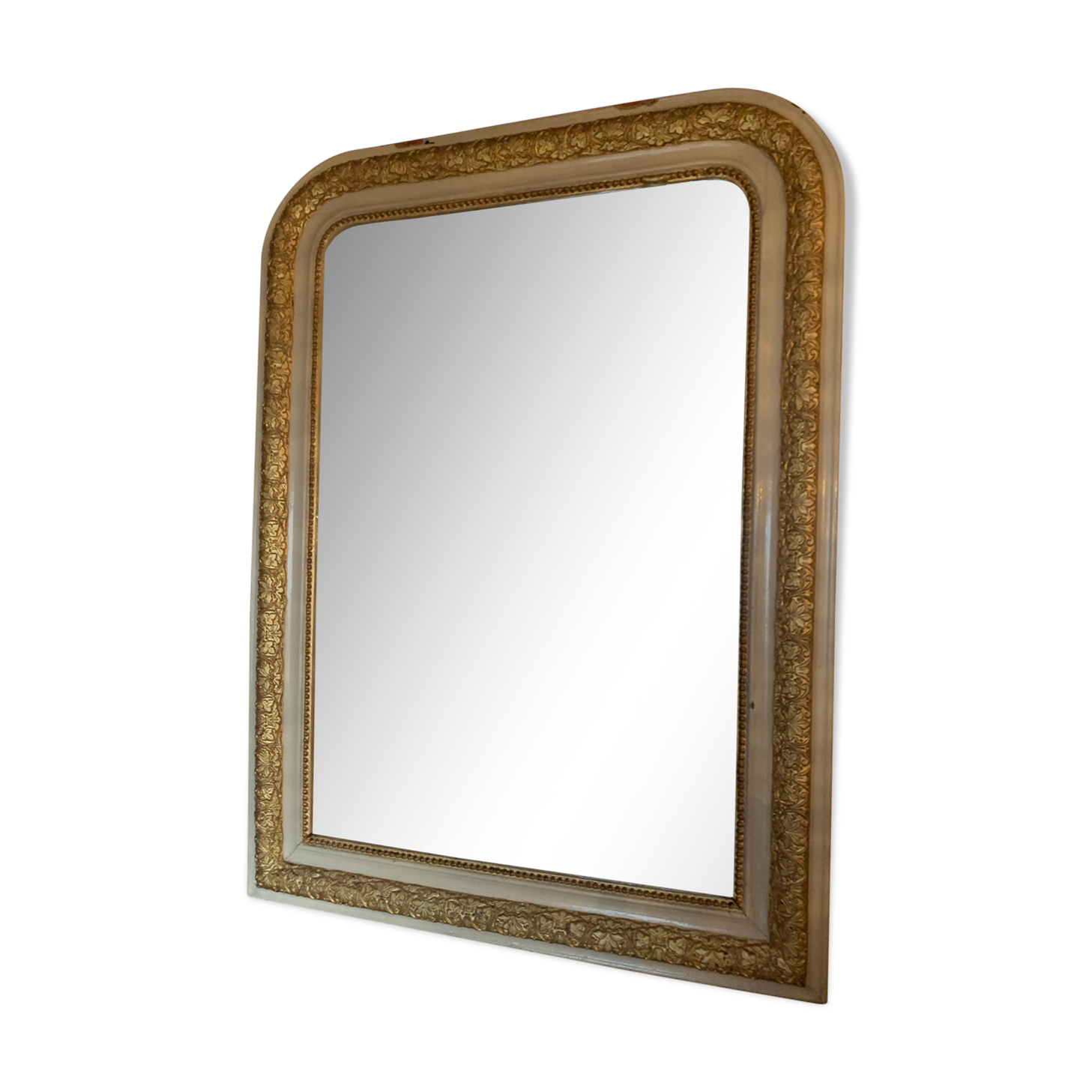 Louis Philippe Mirror Bonjour , Votre produit est refusé à ce jour en raison du manque d'une photo exhaustive je vous invite à vous tourner vers la sélection si vous avez des questions. selection@selency.com Bien à vous