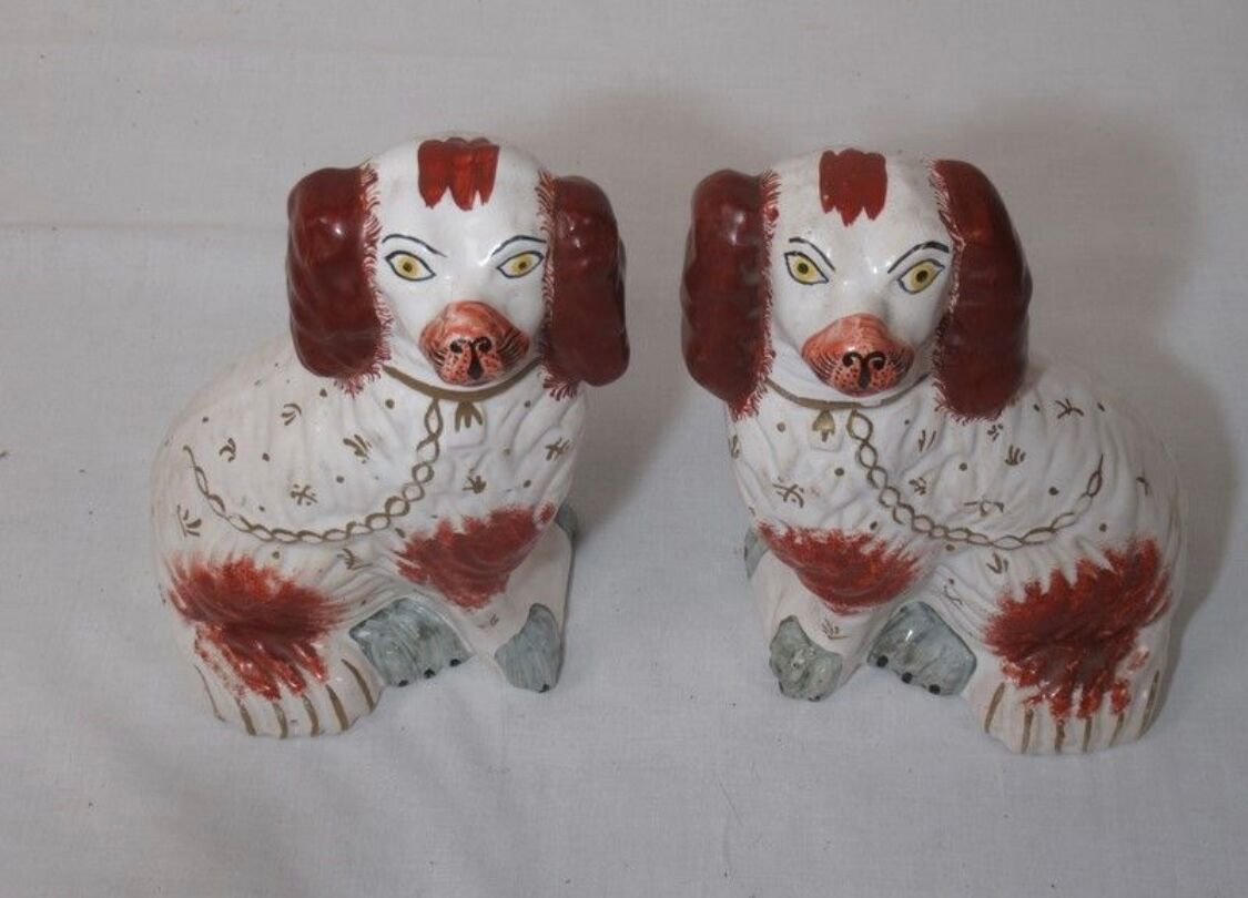 Paire de chiens faience - staffordshire