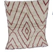 Handmade moroccan berber rug 160 x 128 cm