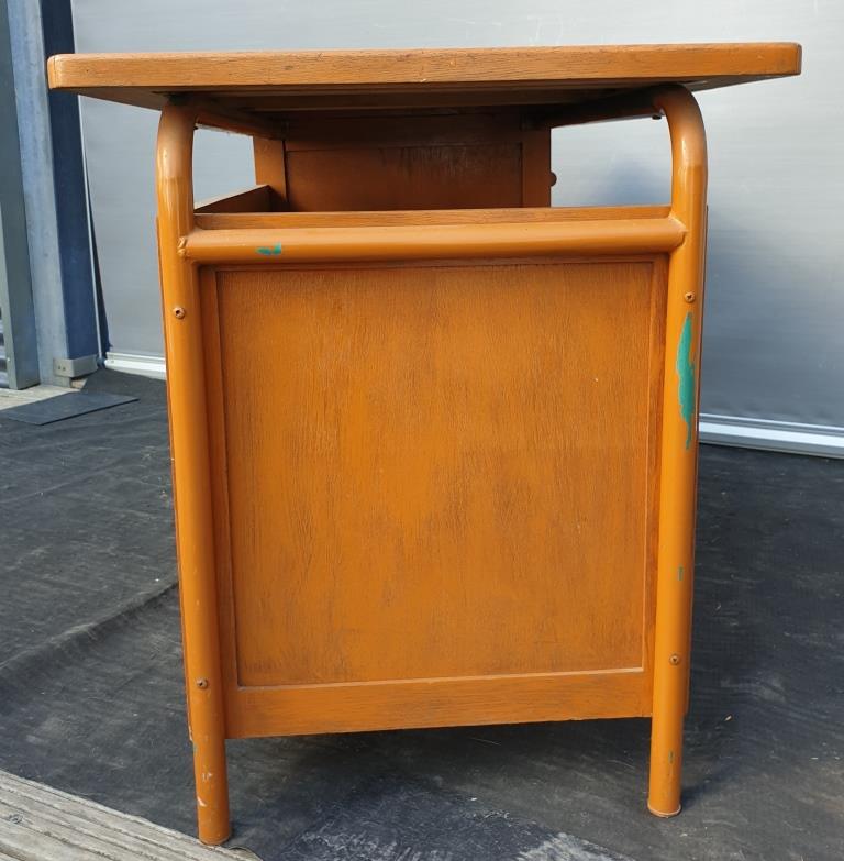 Teacher's desk Delagrave