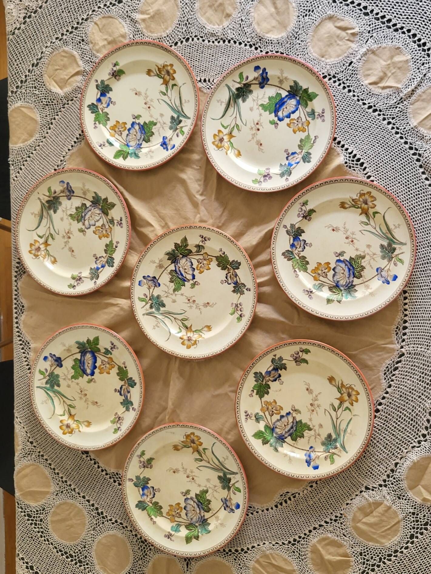 Victorian plate set by Brownfield & Sons model "Texas" England 1880