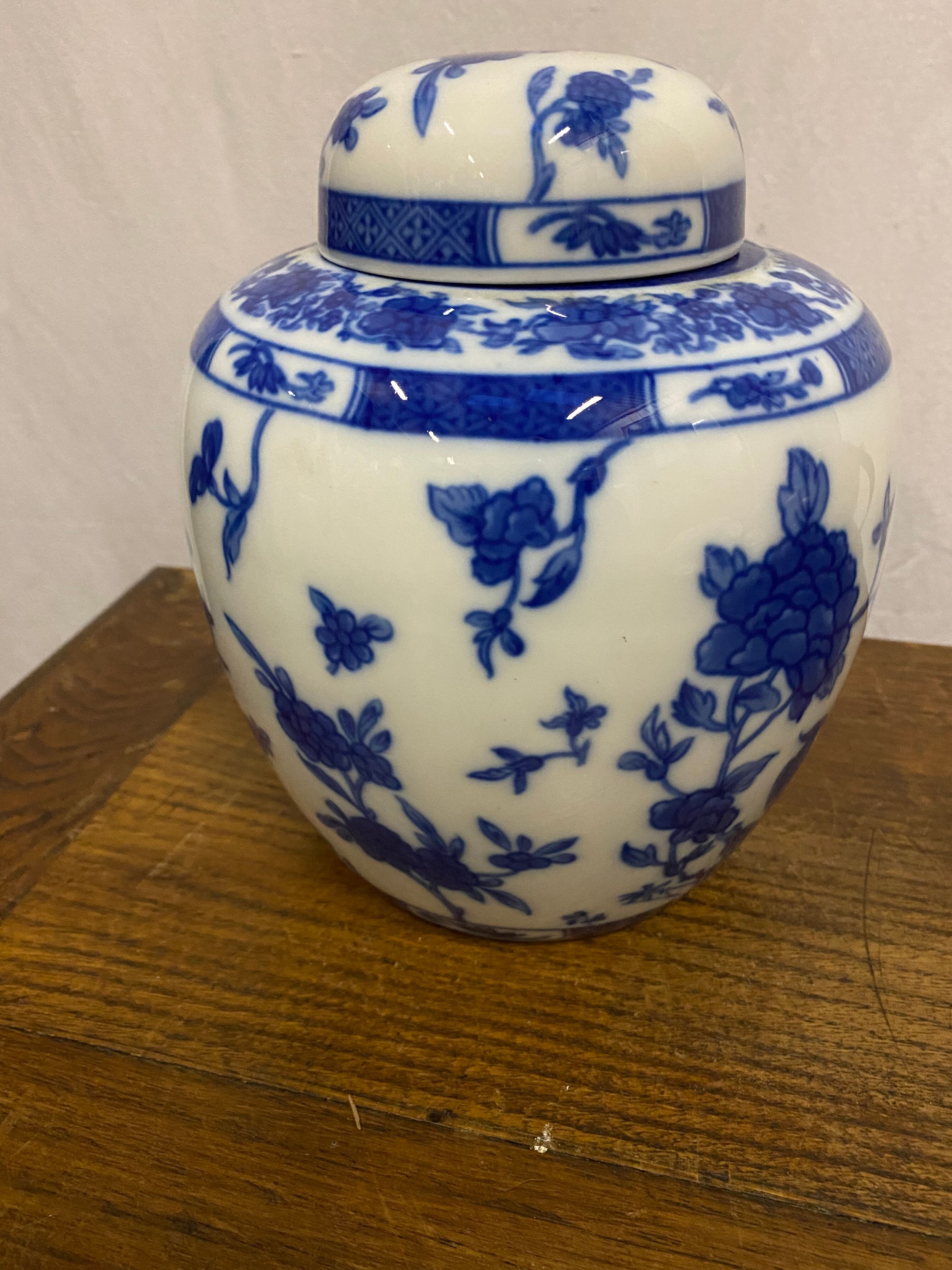 Spice pot, Asian décor, Limoges porcelain, Bernardaud et Cie