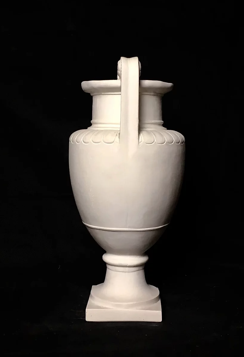 Greek vase without frieze