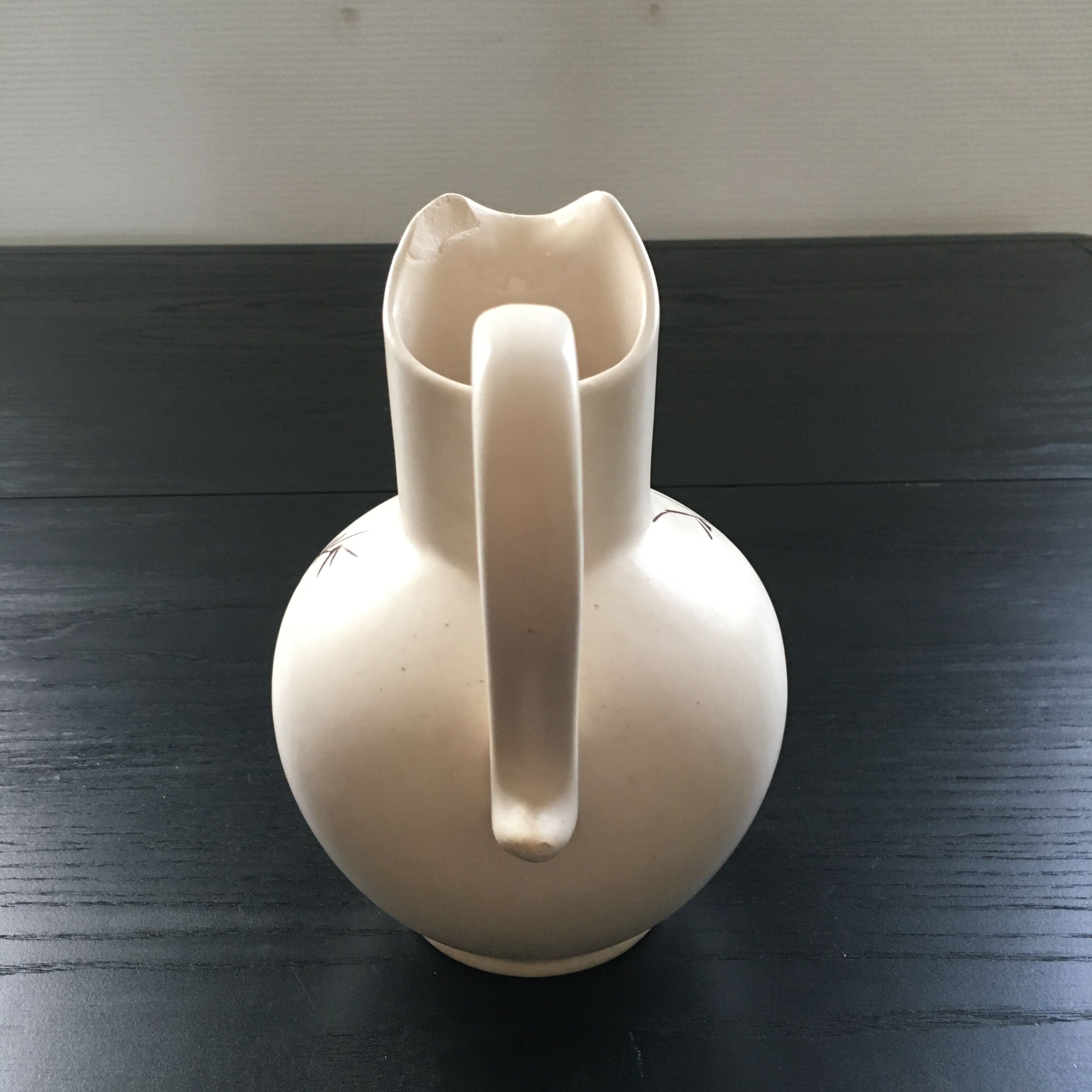 Widgeon decoration pitcher